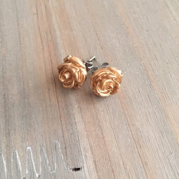 BUNDLE FOR MKAGGIE❤️