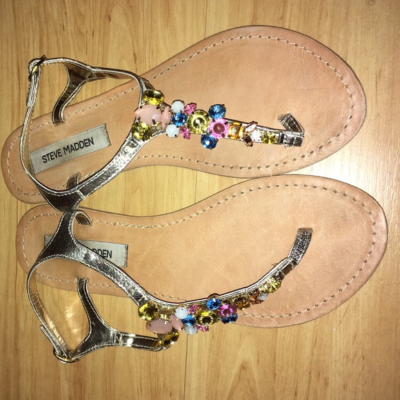 Metalic gold jeweled steve madden sandals