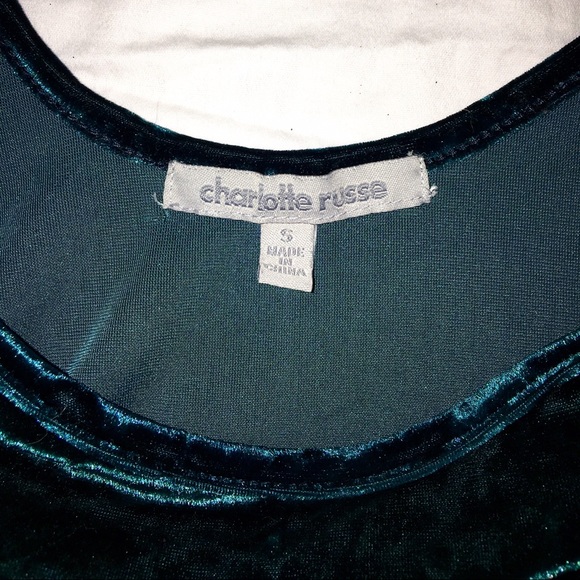 Green Velvet Crop Top - Picture 2 of 2