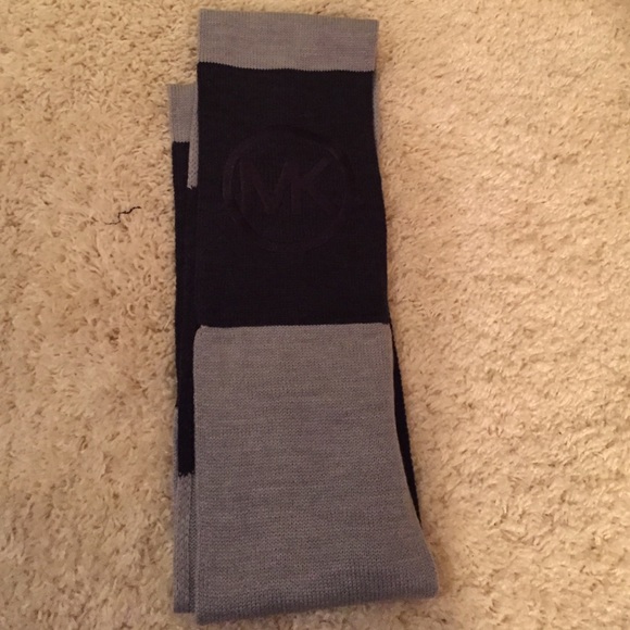 Authentic Michael Kors Scarf