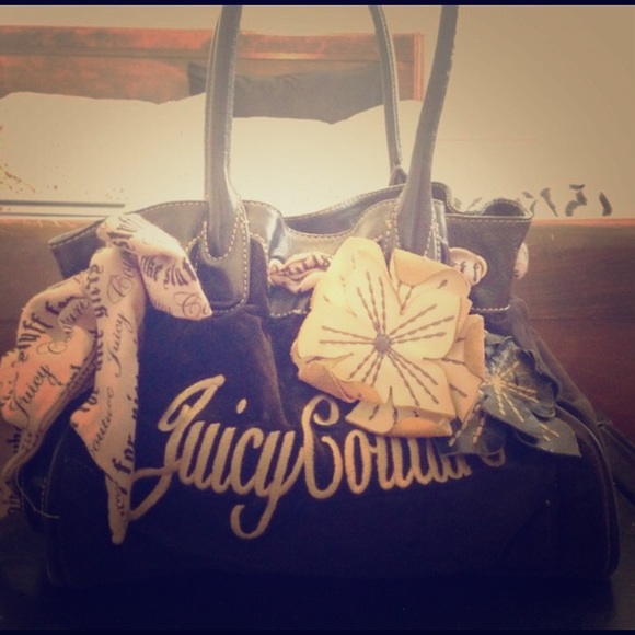 Authentic juicy couture purse and wallet