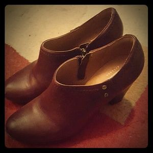 Clarks artisan ankle boots