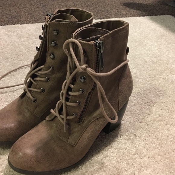Tan booties - Picture 2 of 2