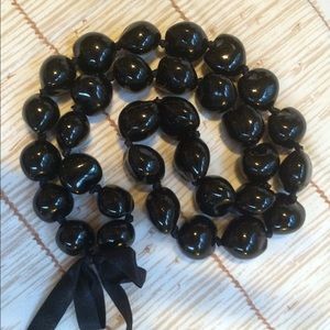 Ele'ele (black) 🌴 Kukui Nut Lei 36"