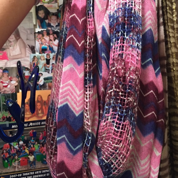 Brand new colorful spring/summer scarf