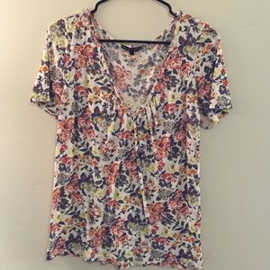 Floral v neck tee