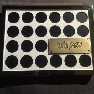 Urban Decay | Gwen Stefani Eyeshadow Palette