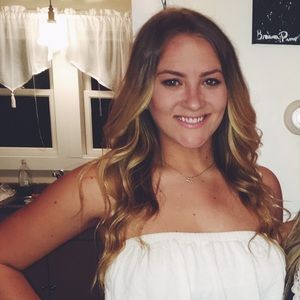 Meet your Posher, Olivia