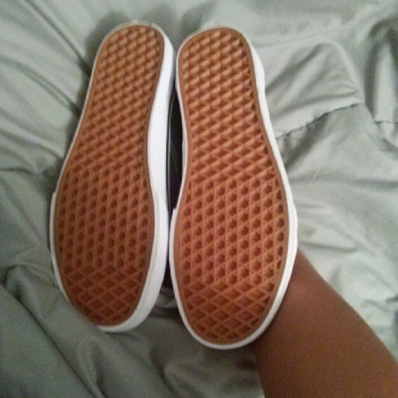 ** SOLD** VANS UNISEX - Picture 3 of 4