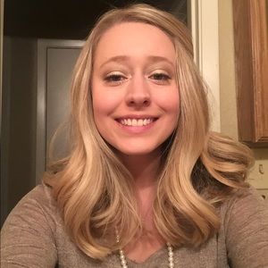 Meet your Posher, Lindsey