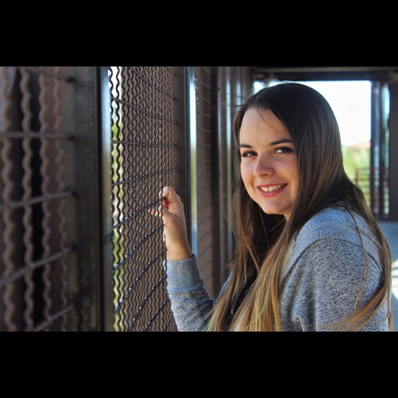 Meet your Posher, Bailey - Picture 1 of 1