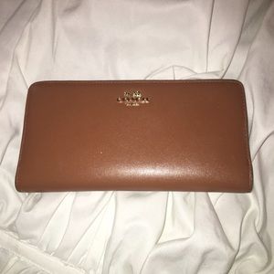 coach wallet!