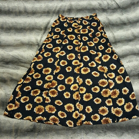 Vintage 90s sunflower maxi skirt