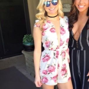 ❗️️1 Day Flash Sale❗  Tobi romper