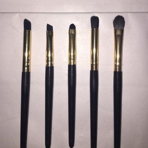 5 Piece Set Make Up Brushes