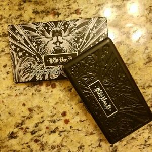 *Sold*Kat Von D Sinner palette