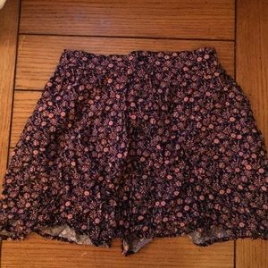 Cute flowered skirt.