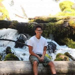 Meet your Posher, Tyler