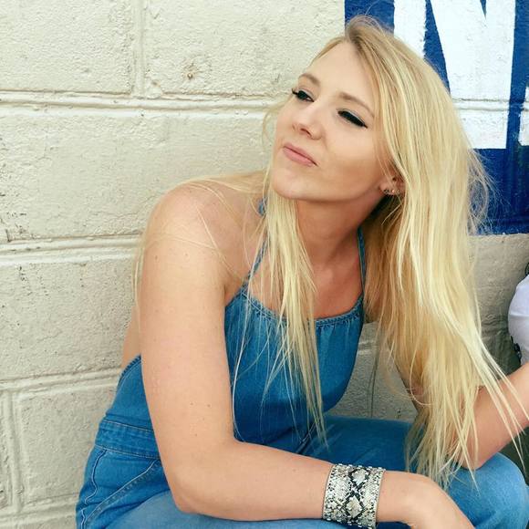 Meet your Posher, Kristine