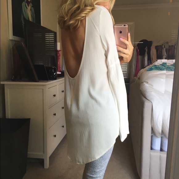 NWT Peasant Bell Top - Picture 3 of 4