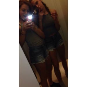 Meet your Posher, Violet