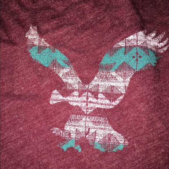 maroon American Eagle shirt ❤️ - Picture 2 of 3