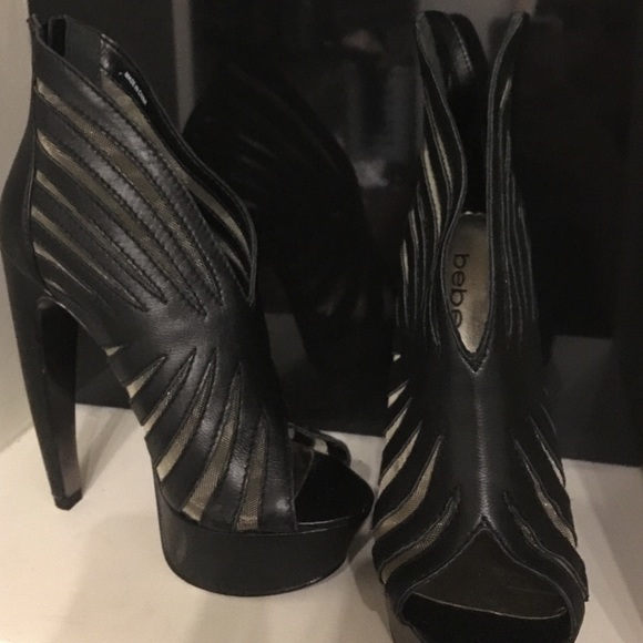 Kayla sheer peep toes