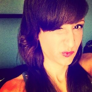 Meet your Posher, Tina
