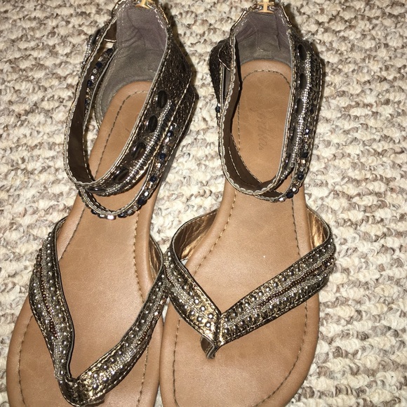 Paprika Brown sandals