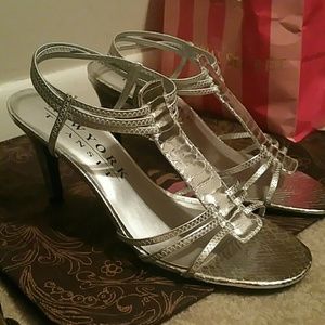 New York transit heels