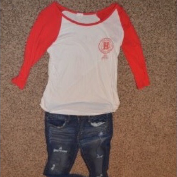 Red and white Garage baseball tee!