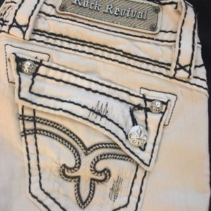 Rock Revival white w black stitching Jeans