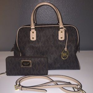 AUTHENTIC Michael Kors Logo Satchel