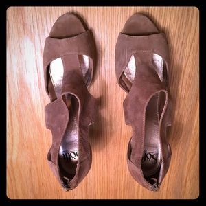 Peep toe heels by Sofft
