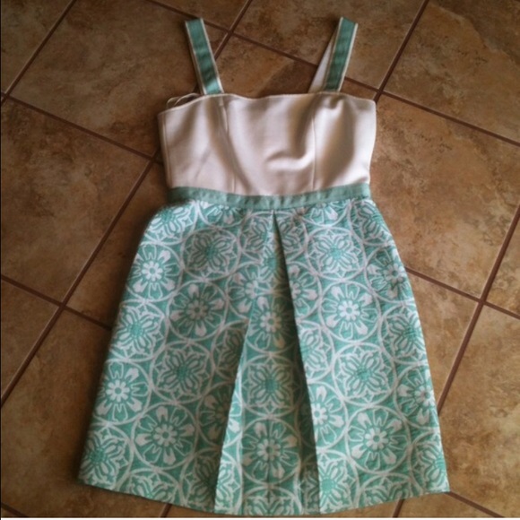 Ivory & Mint pleated dress