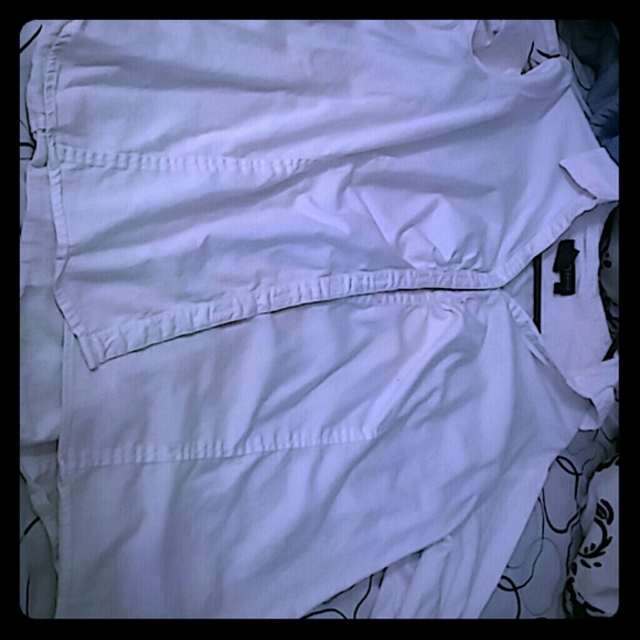 Fitted white button down