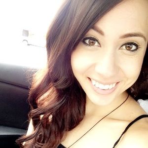 Meet your Posher, Malena