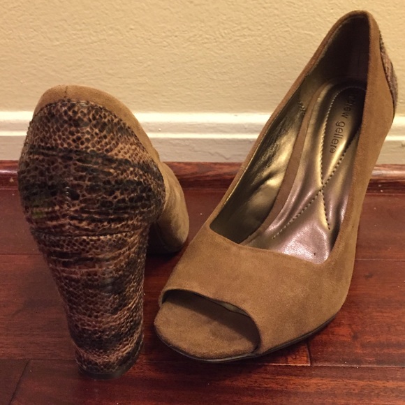 Brown Andrew Geller heels with an open toe - Picture 2 of 4