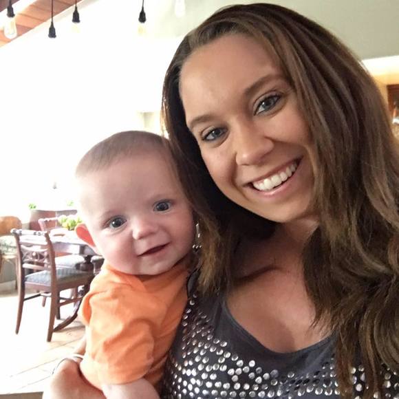 Meet your Posher, Brooke