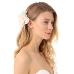 Dauphines of New York | Barrette