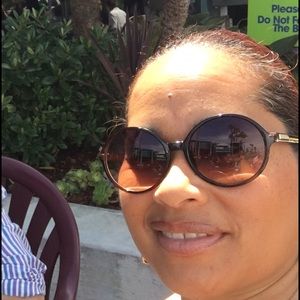 Meet your Posher, Jerusha