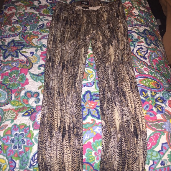 BDG Neutral Printed Jeans