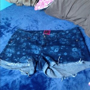 Floral jean shorts size 14