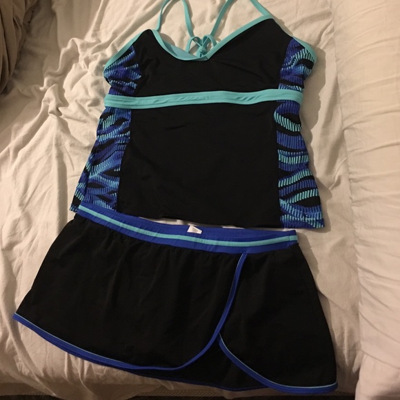 Danskin tankini n skirt
