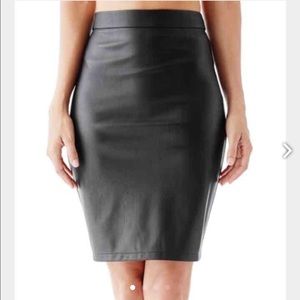 LEATHER PENCIL SKIRT GUESS