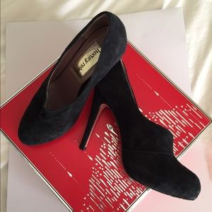 Luxury Rebel 'Lisette' Black Suede Choked Pumps