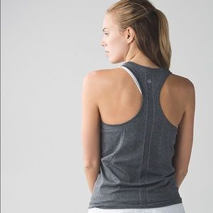 Swiftly razorback tank Lululemon!