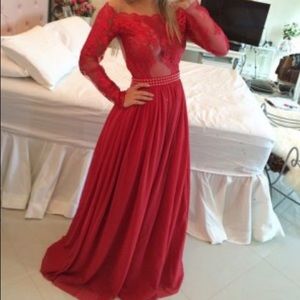 A-Line Off-the-Shoulder Lace Red Prom Dress