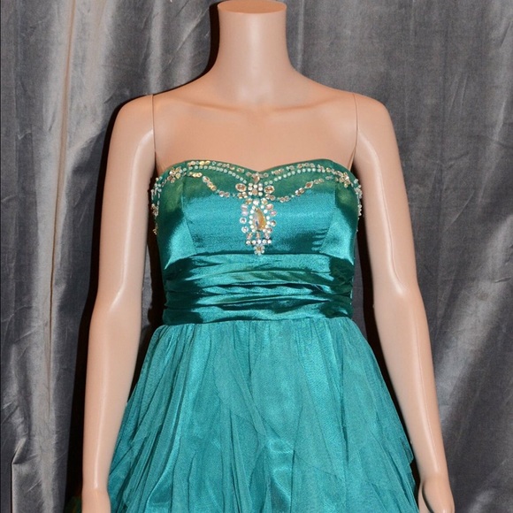 Formal Homecoming Dress