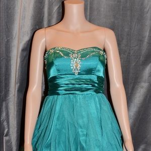 Formal Homecoming Dress